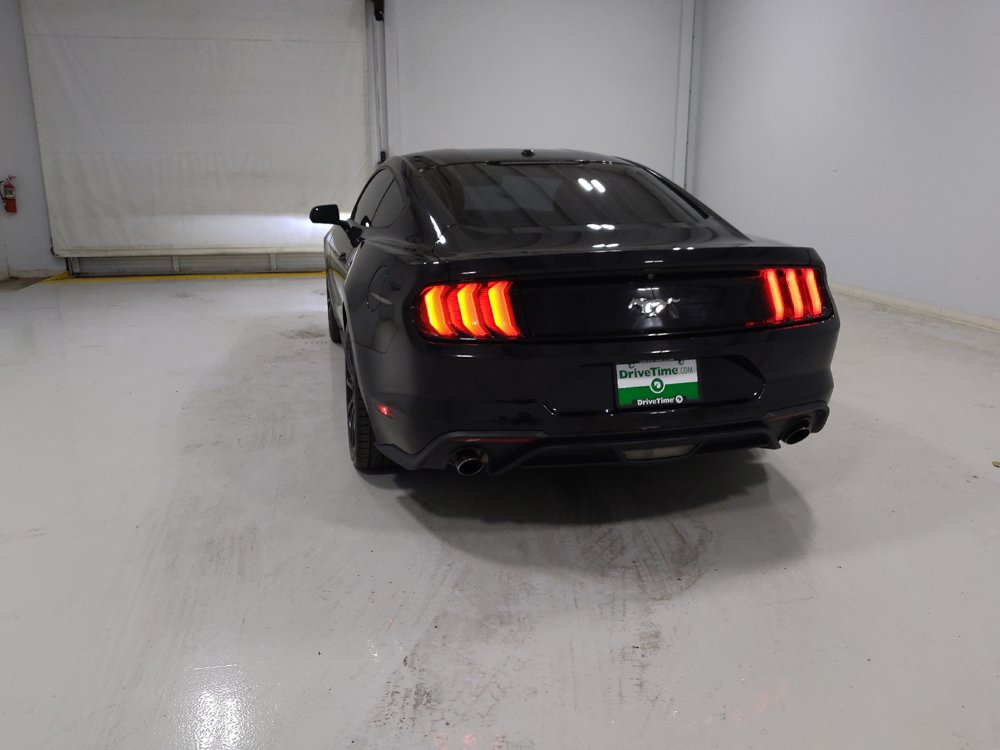 Used 2019 Ford Mustang Coupe RWD image 6