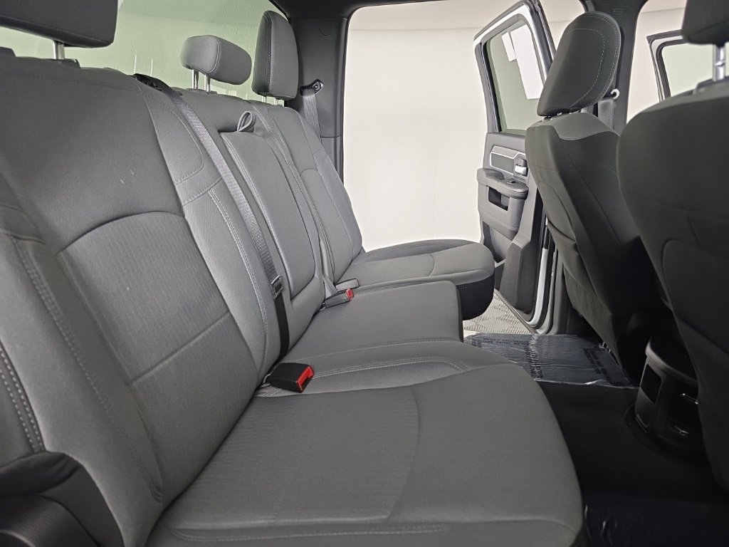 Used 2024 RAM 3500 Big Horn image 38