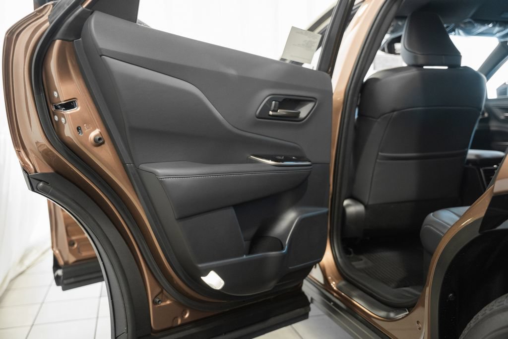 New 2026 Toyota Crown Signia AWD/4WD image 38