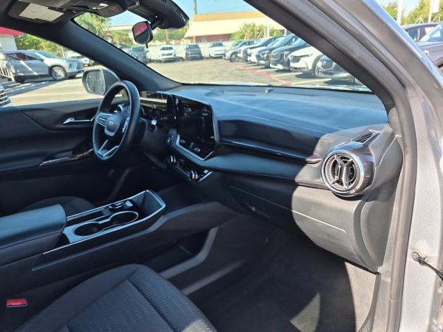 Used 2026 Chevrolet Equinox LT FWD image 27