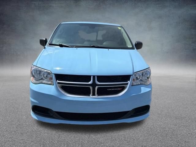 Used 2019 Dodge Grand Caravan SE FWD image 3