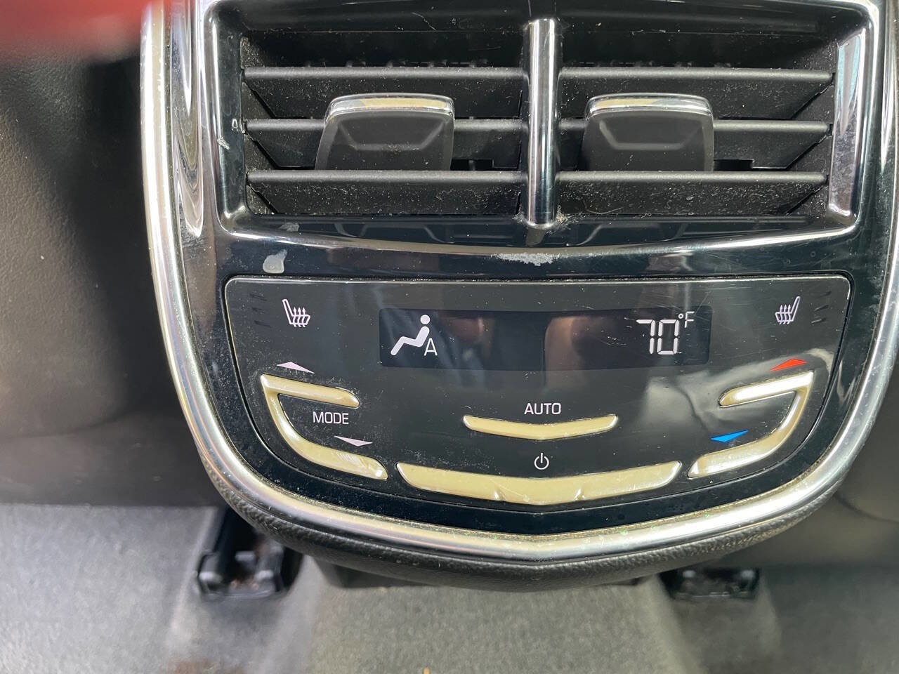 Used 2014 Cadillac XTS w/ Rear Seat Comfort Package image 27