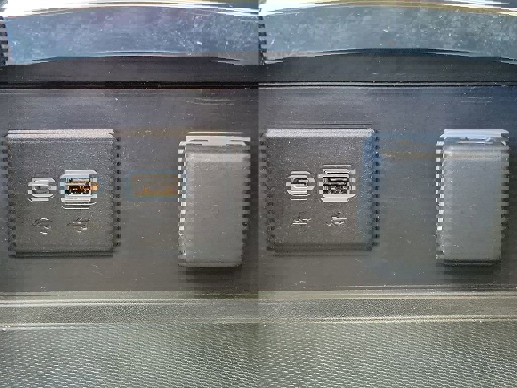 Used 2023 Buick Envision Preferred w/ Sport Touring Package image 30