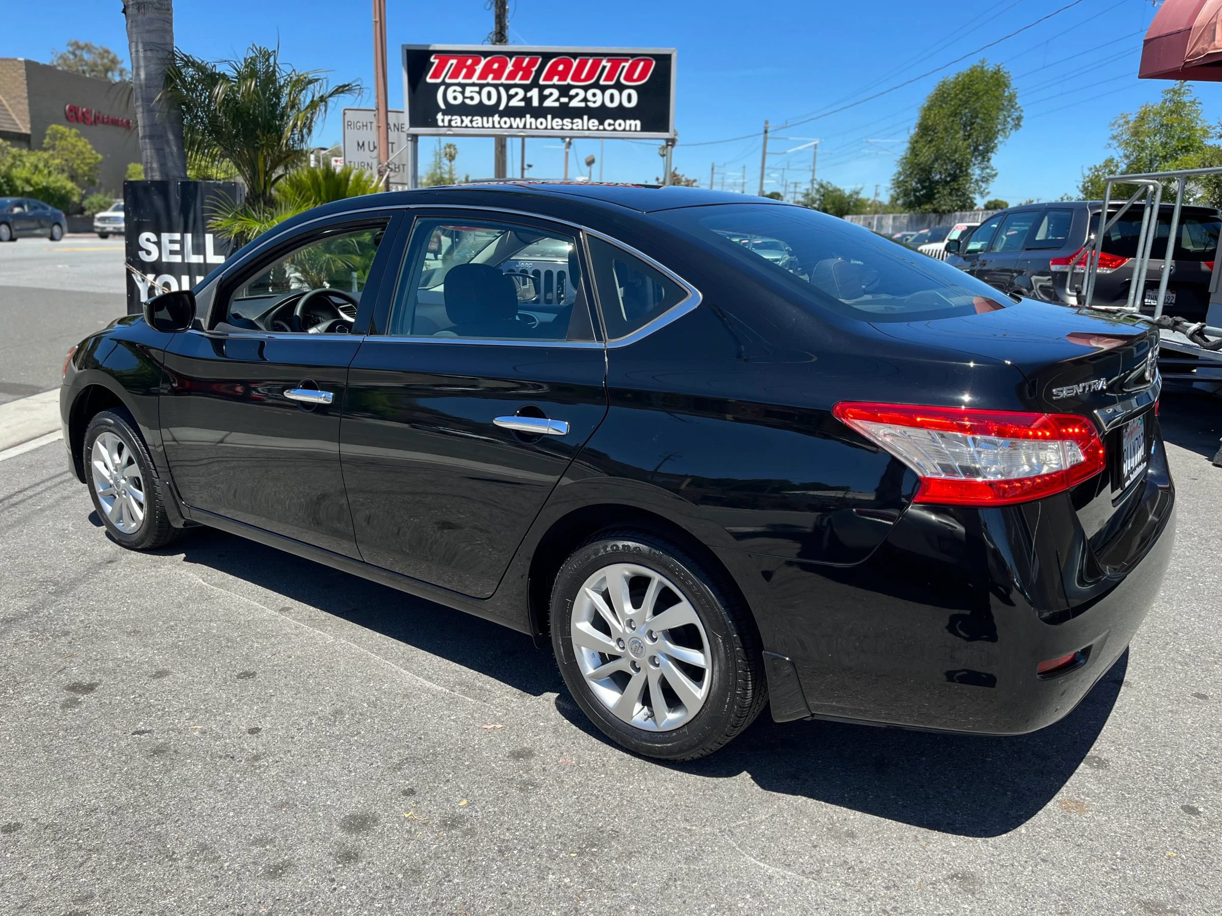Used 2014 Nissan Sentra SV FWD image 5