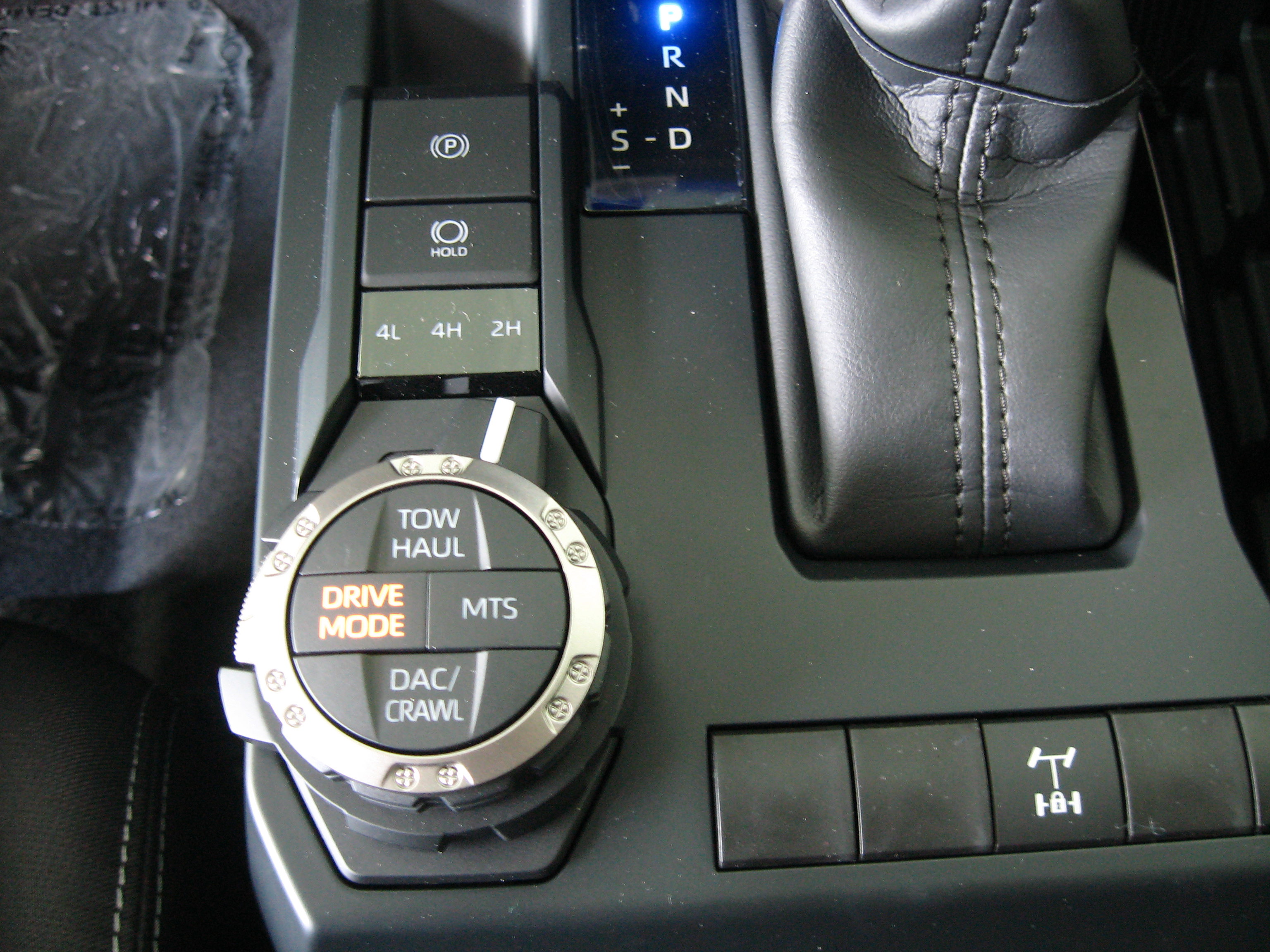 New 2025 Toyota Tacoma TRD Off-Road image 14