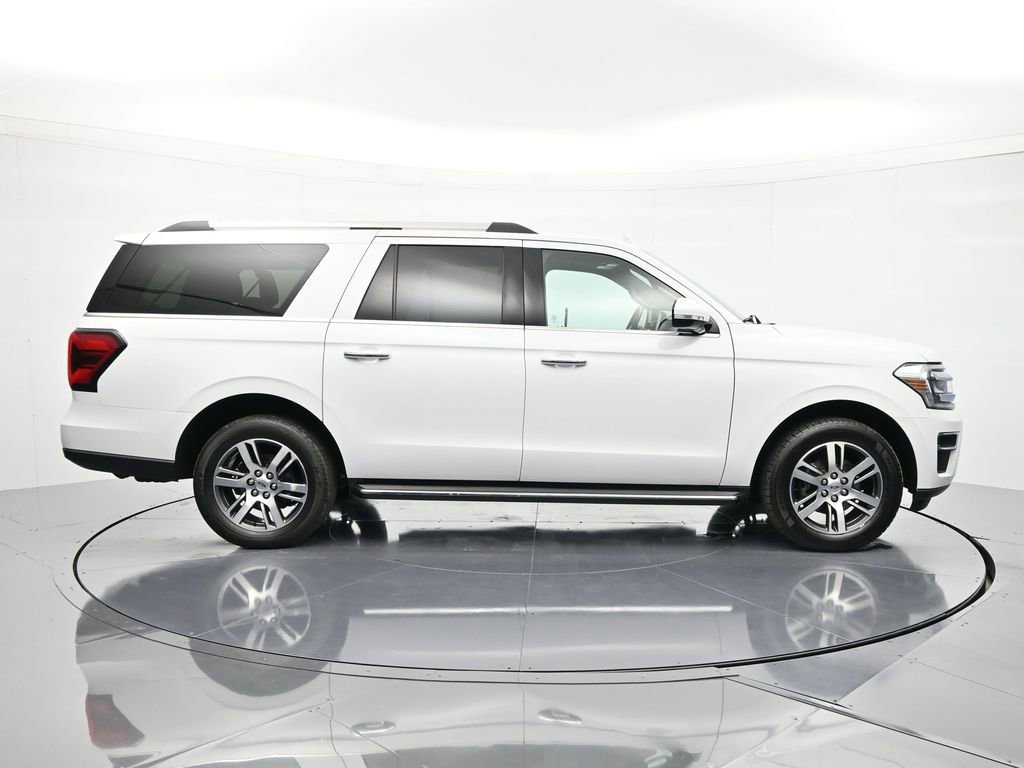 Used 2023 Ford Expedition Max Limited image 5