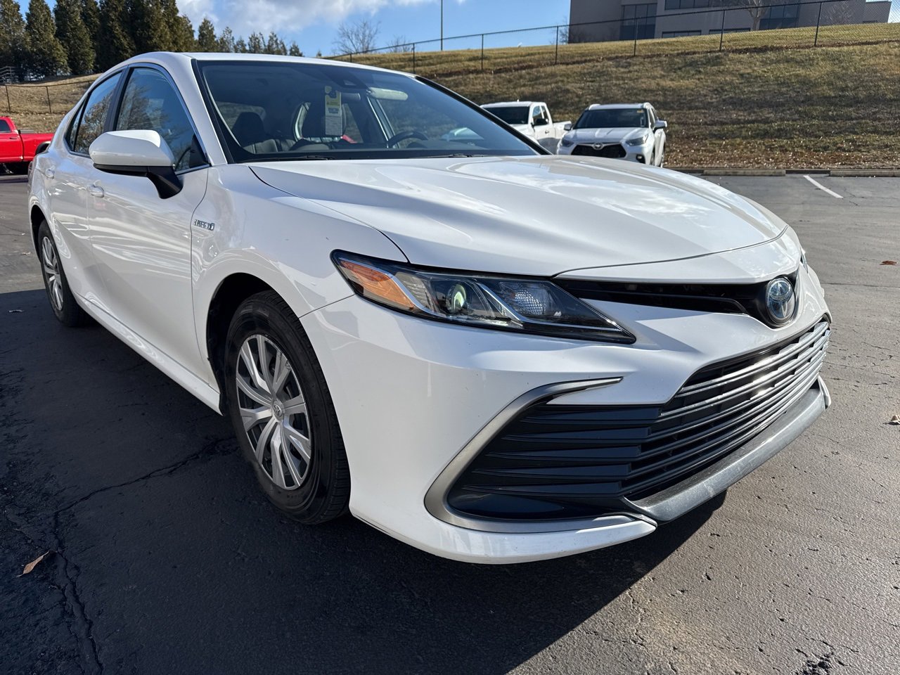 Certified 2021 Toyota Camry LE image 6