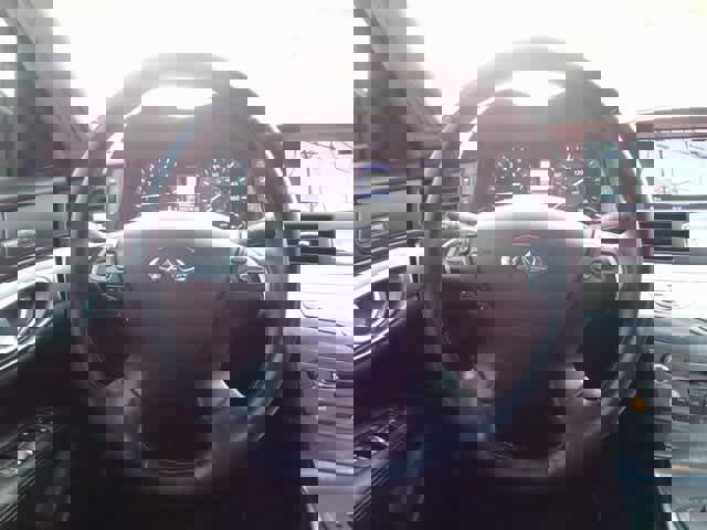 Used 2018 INFINITI Q70 L 3.7 image 16