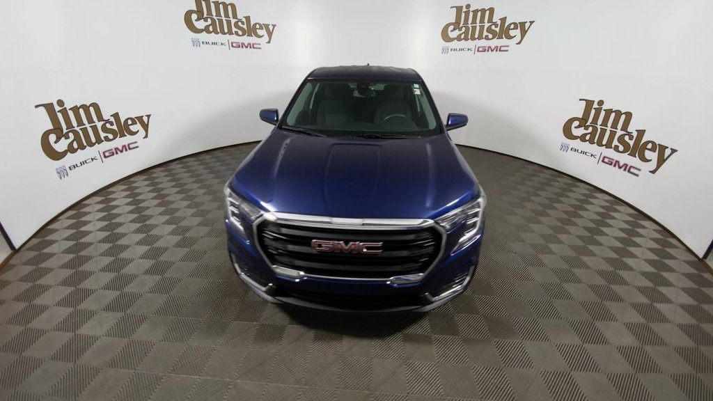 Certified 2023 GMC Terrain SLE FWD image 3