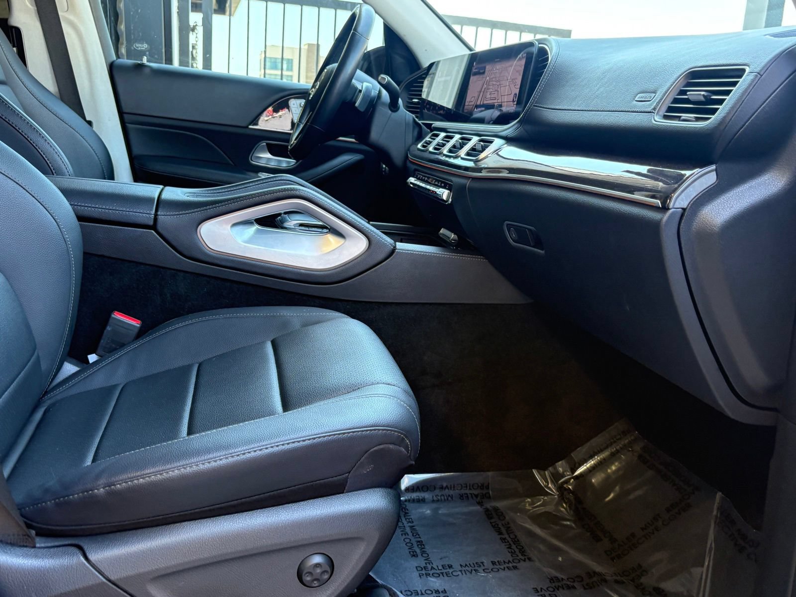 Used 2024 Mercedes-Benz GLS 450 4MATIC image 44