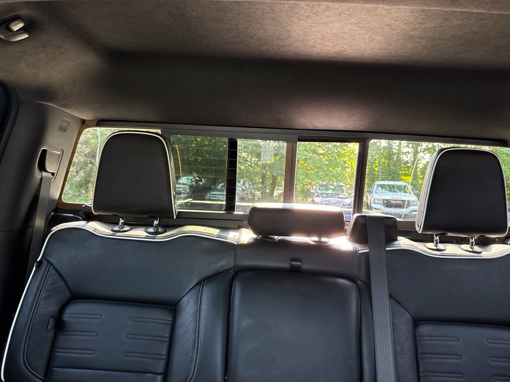 Used 2025 GMC Sierra 2500 AT4X w/ AT4X AEV Edition AWD/4WD image 57