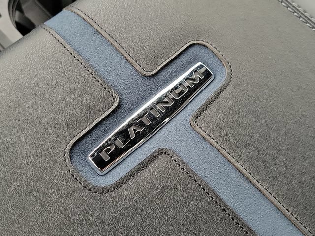 Used 2026 Ford F450 Platinum w/ FX4 Off-Road Package AWD/4WD image 38