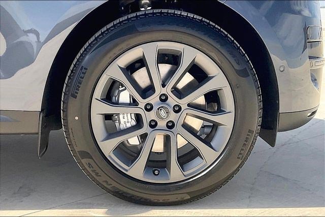 New 2025 Land Rover Range Rover Sport image 15