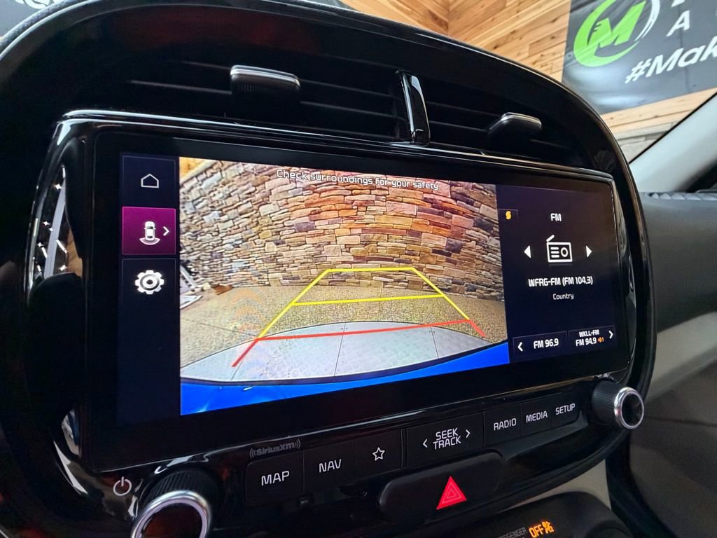 Used 2023 Kia Soul EX image 22