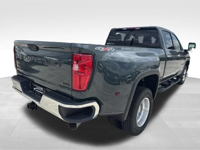 New 2026 Chevrolet Silverado 3500 LTZ w/ LTZ Convenience Package AWD/4WD image 6