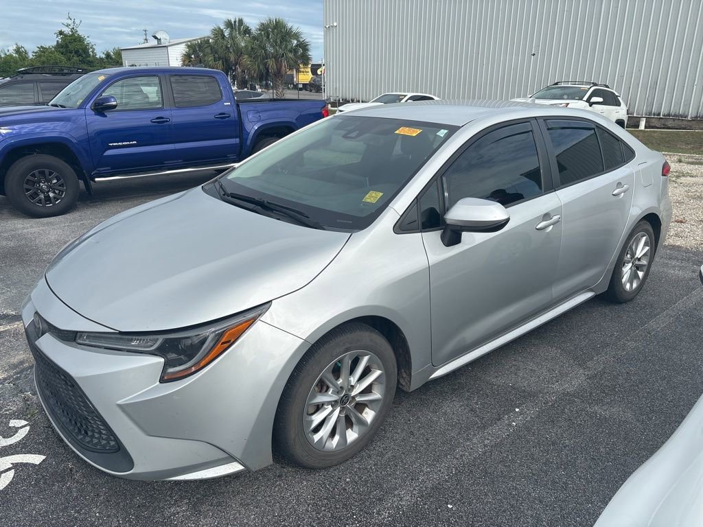 Used 2021 Toyota Corolla LE w/ LE Convenience Package FWD image 21