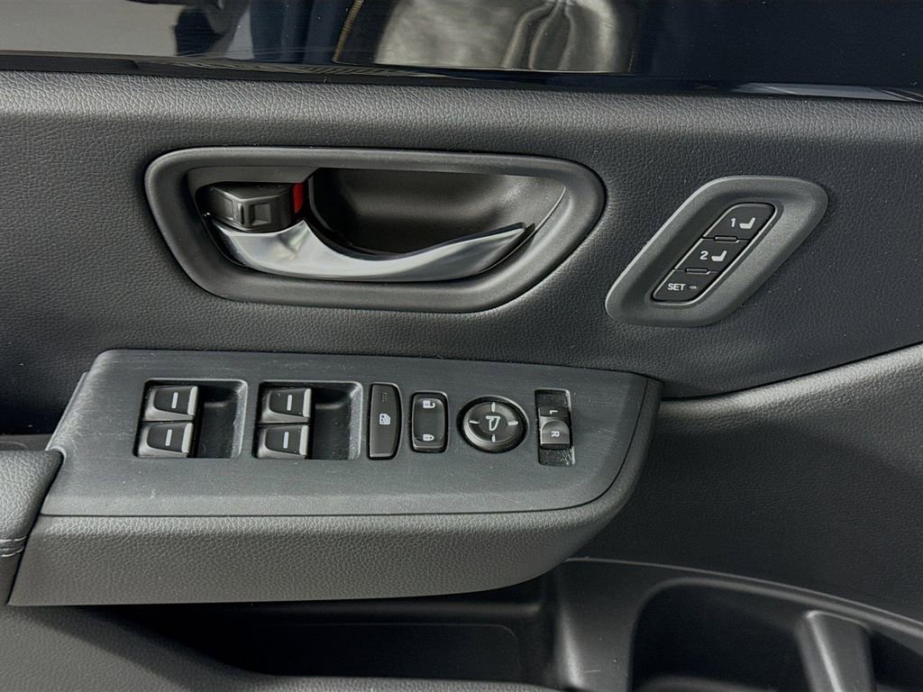 Certified 2023 Honda Pilot Touring image 14