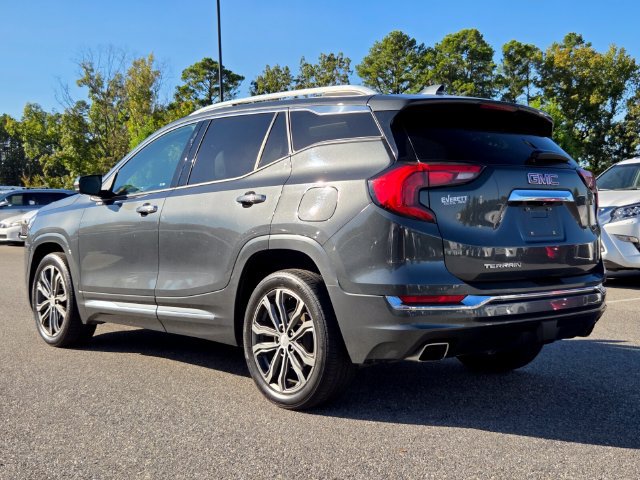 Used 2019 GMC Terrain Denali w/ Advanced Safety Package FWD image 3