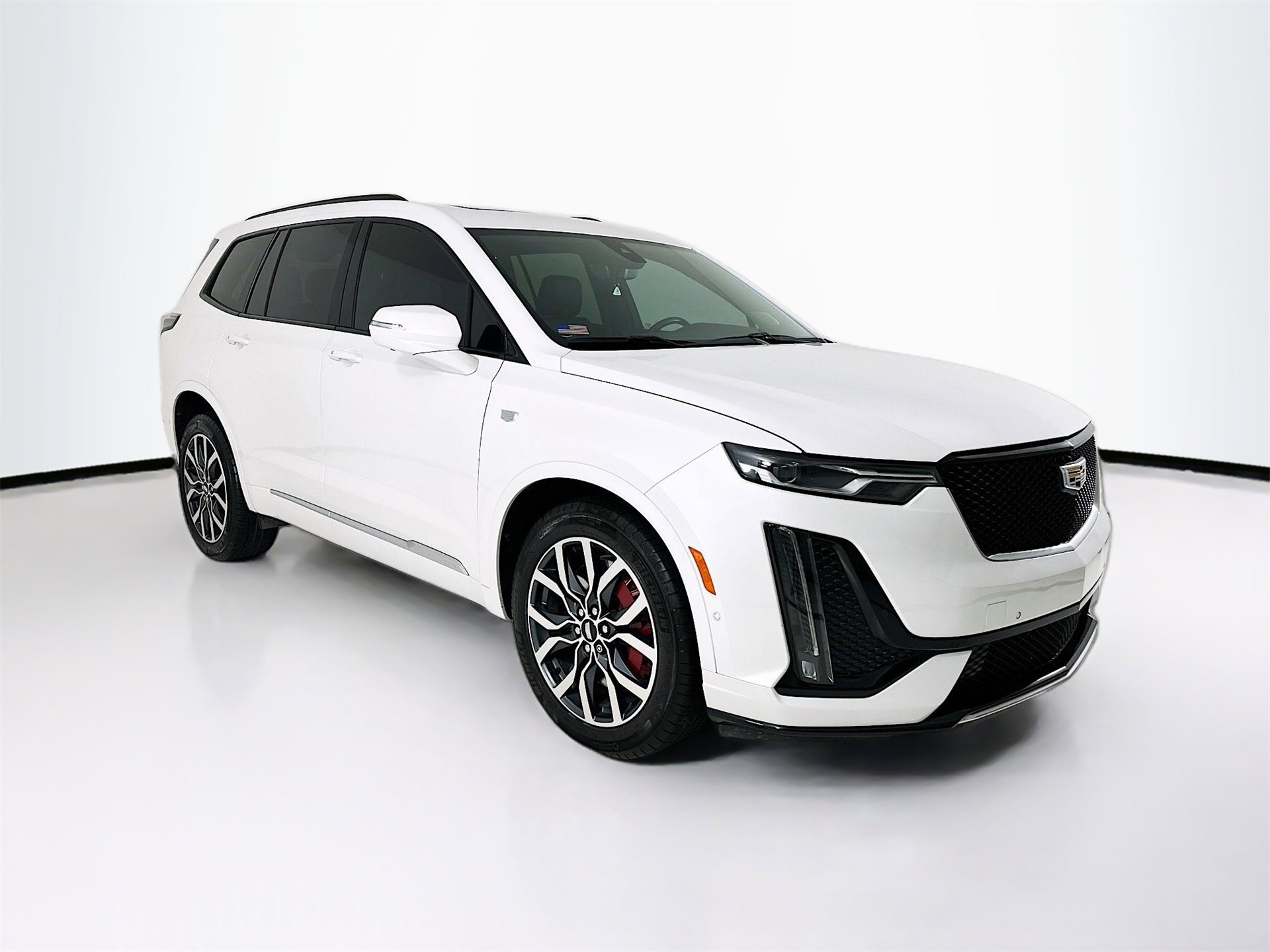 Used 2023 Cadillac XT6 Sport w/ Technology Package image 1