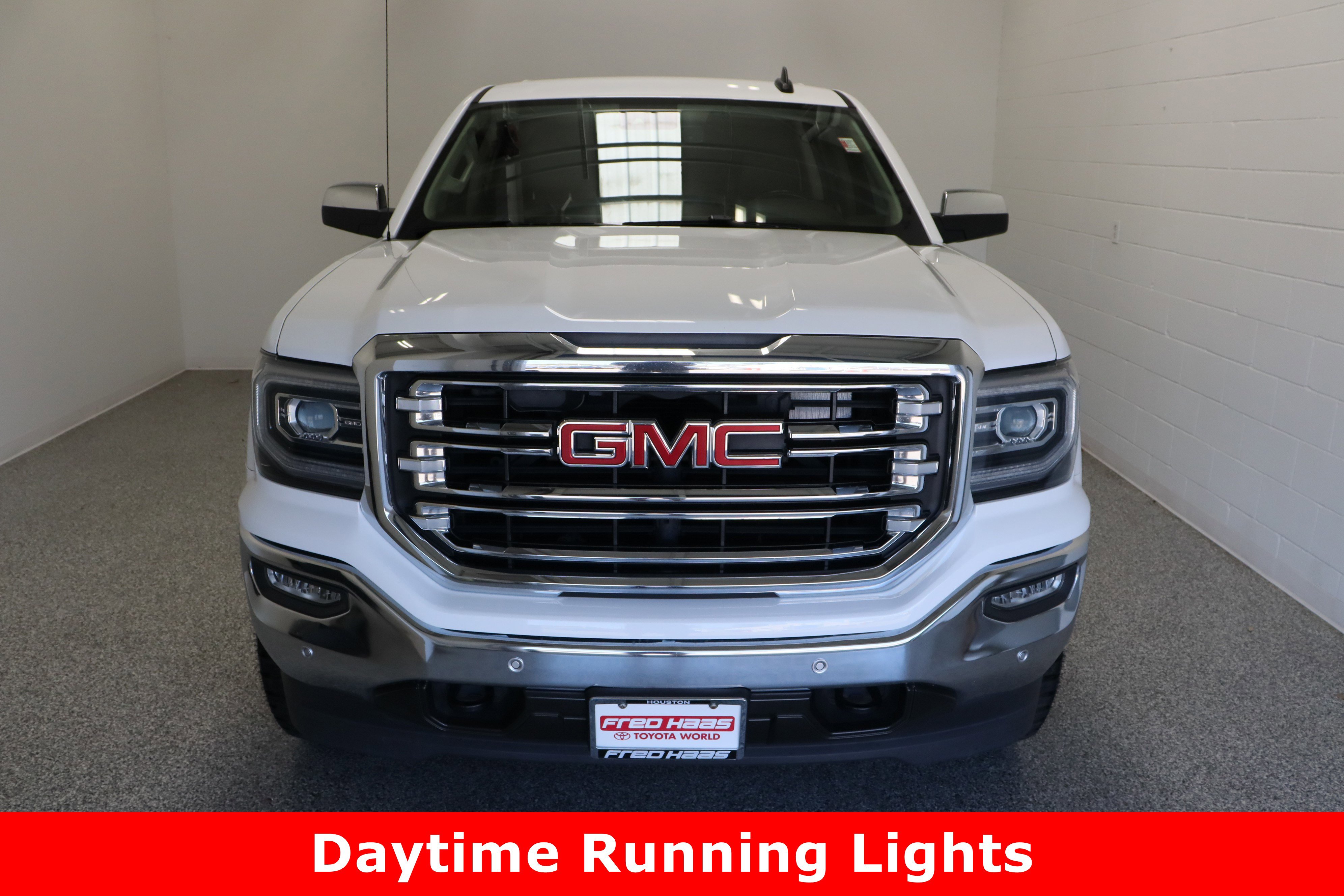 Used 2018 GMC Sierra 1500 SLT image 3