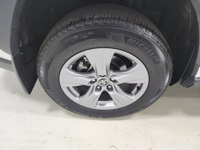 Certified 2024 Toyota RAV4 XLE image 35