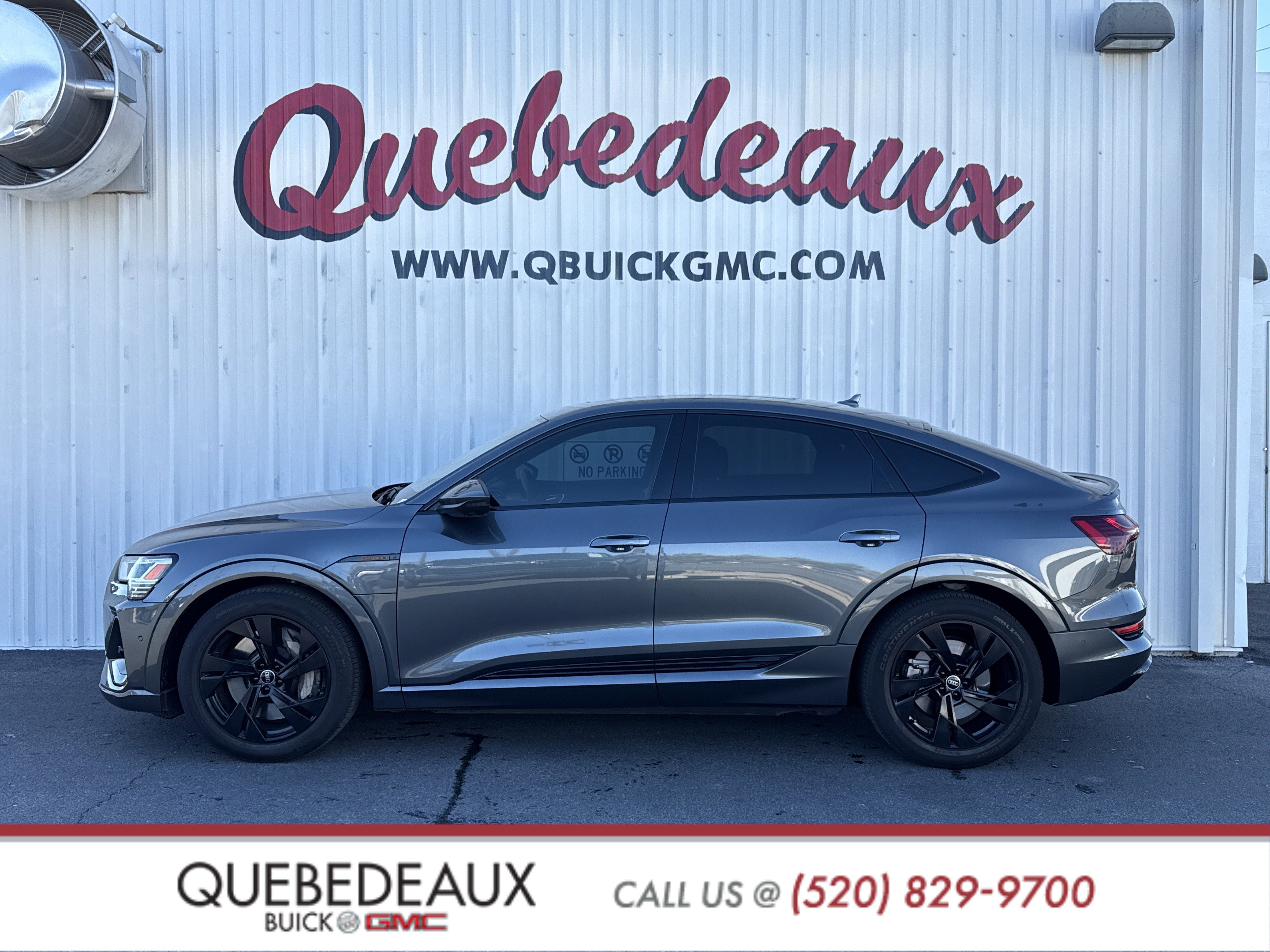 Used 2023 Audi e-tron Premium w/ Convenience Plus Package image 1