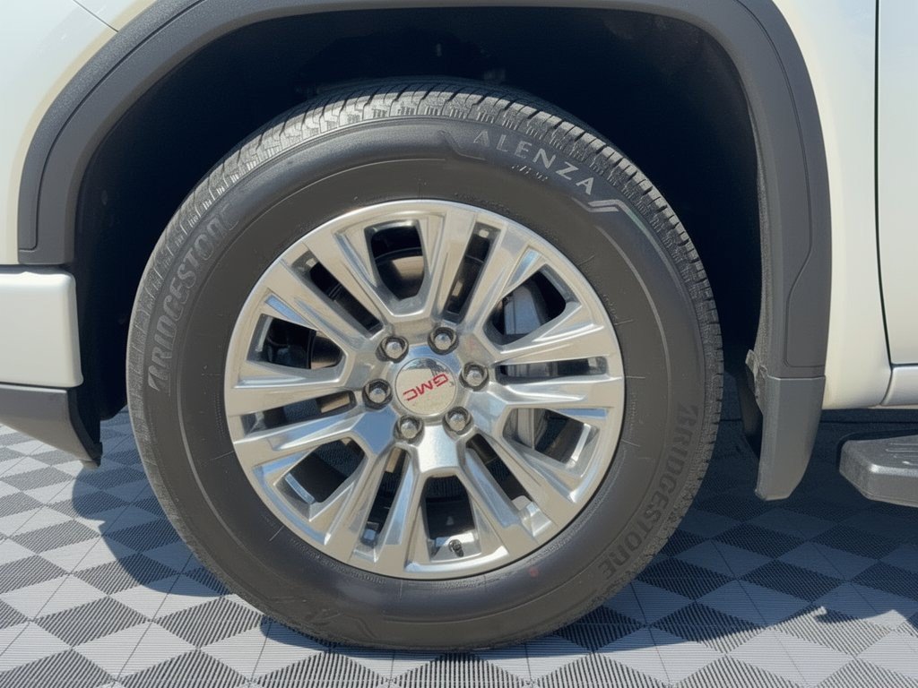 Used 2022 GMC Sierra 1500 Denali RWD image 13