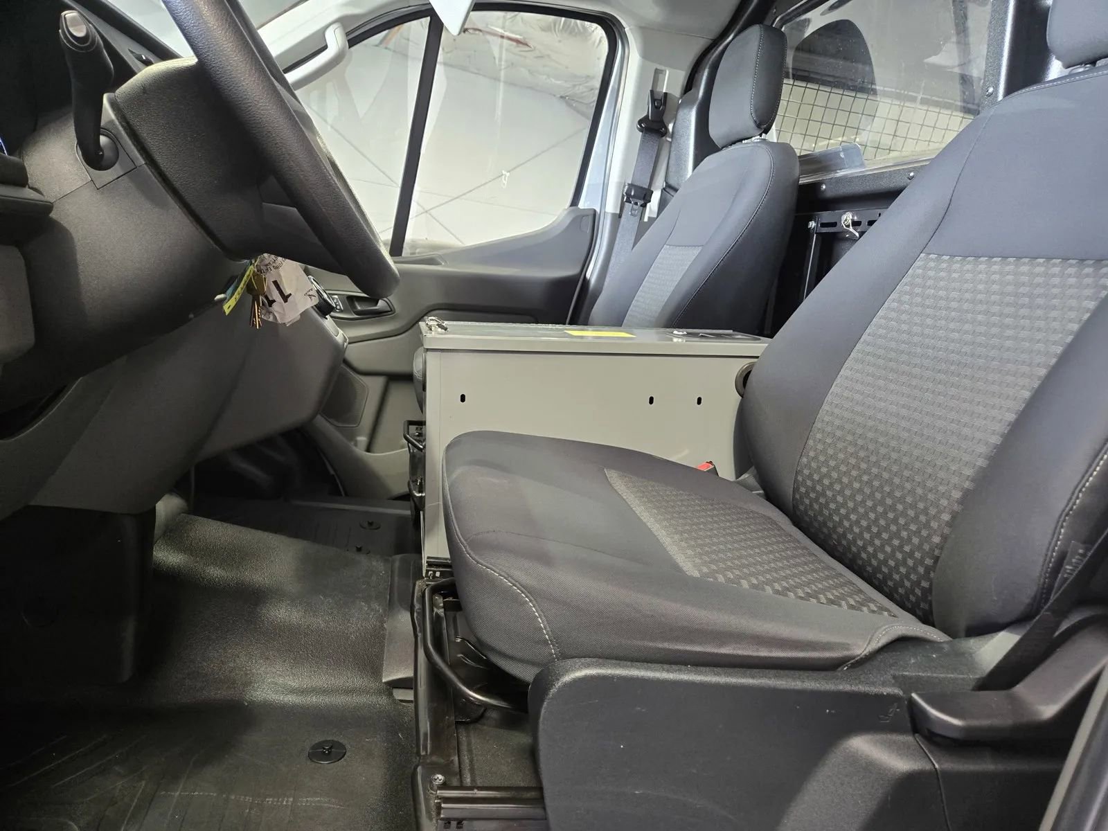 Used 2023 Ford E-Transit Low Roof image 12