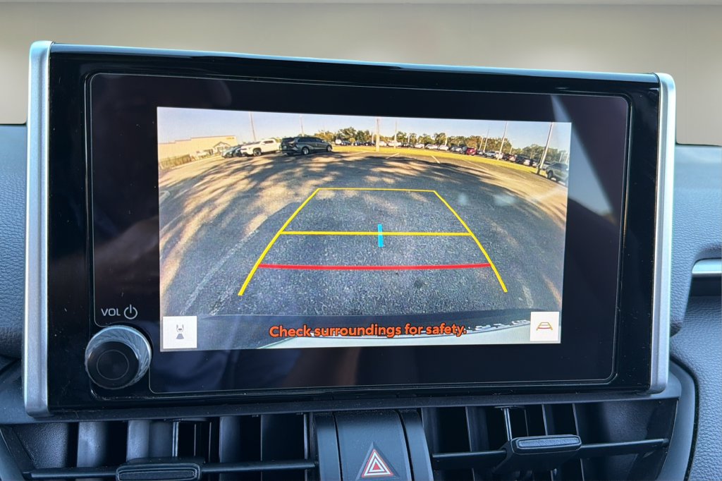 Certified 2024 Toyota RAV4 LE FWD image 25