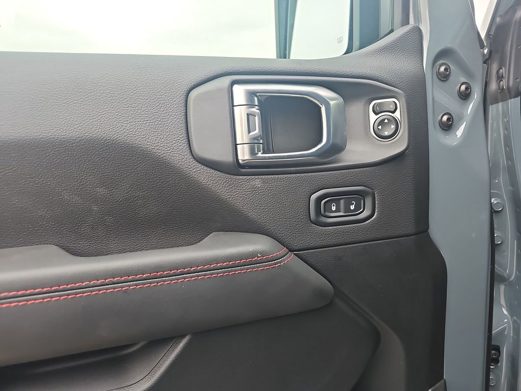 New 2026 Jeep Wrangler Unlimited Rubicon w/ Safety Group image 14