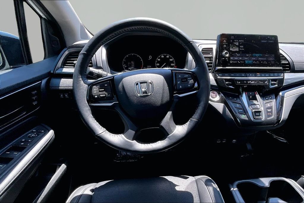 Used 2025 Honda Odyssey Elite image 9