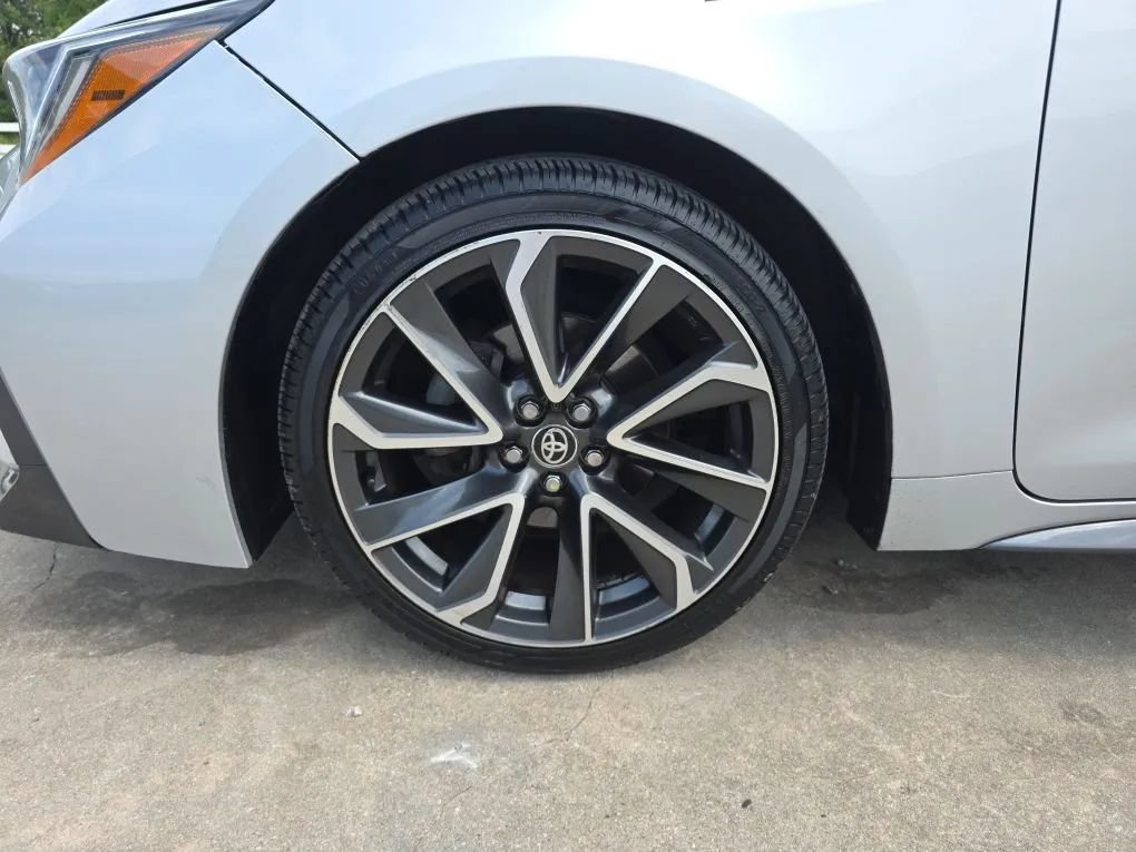 Used 2020 Toyota Corolla SE FWD image 45