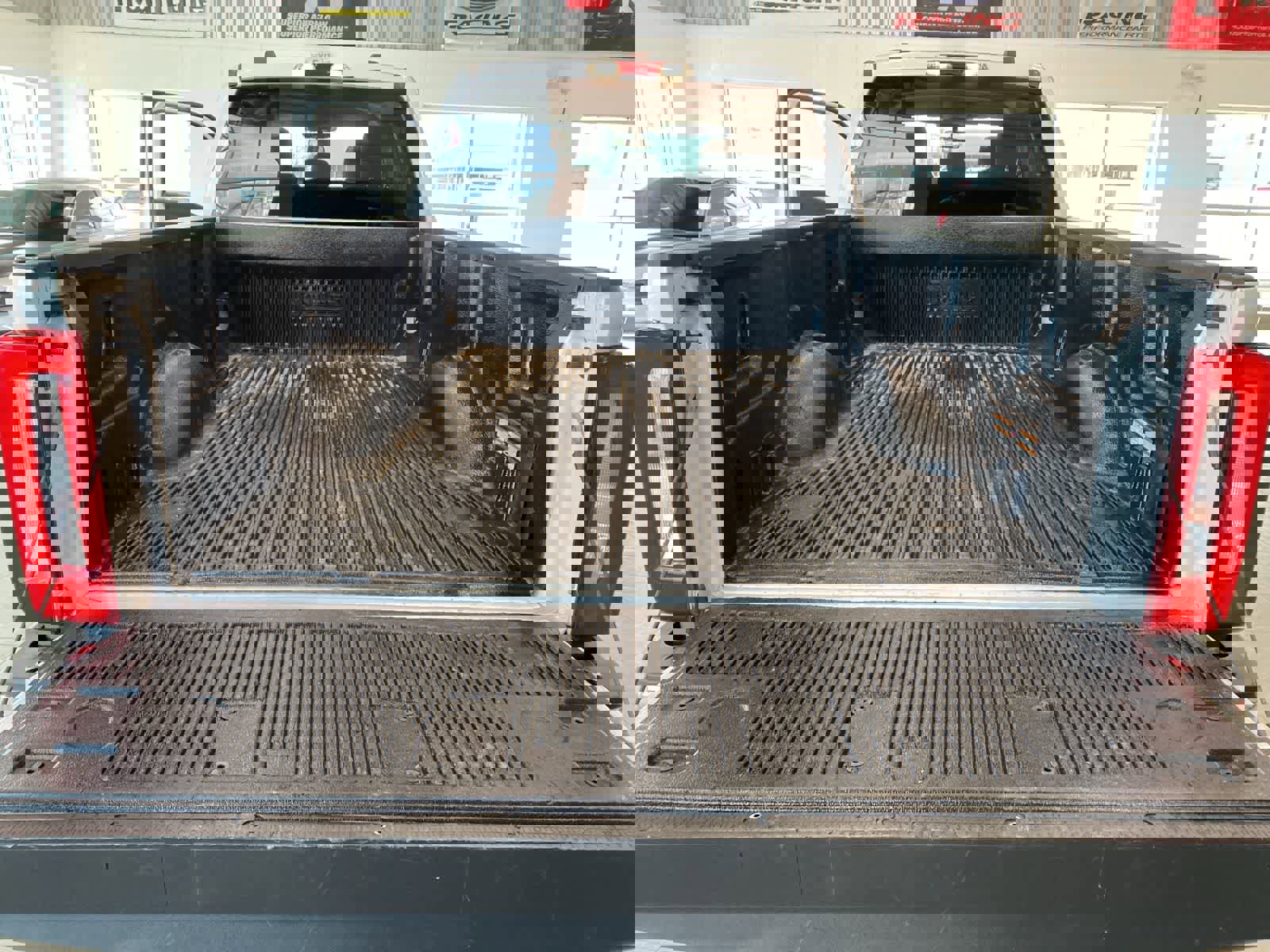 Used 2024 Ford F350 XLT image 30