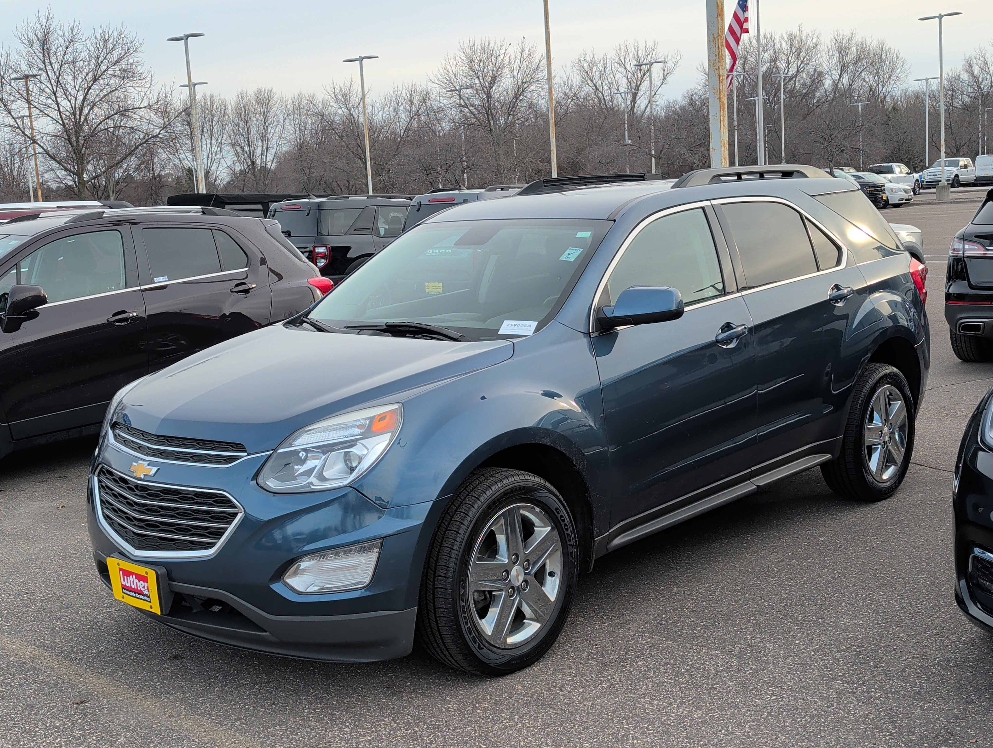 Used 2016 Chevrolet Equinox LT w/ Convenience Package image 4