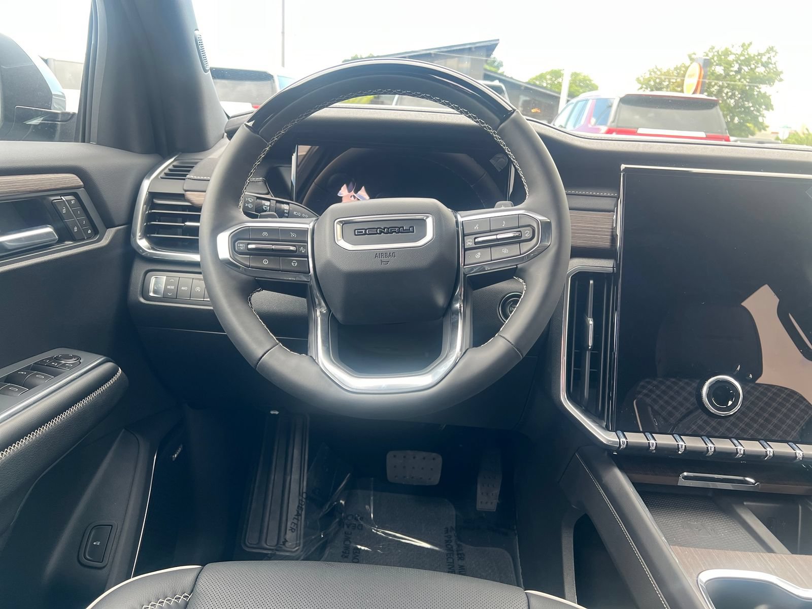 New 2026 GMC Acadia Denali w/ Super Cruise Package AWD/4WD image 12