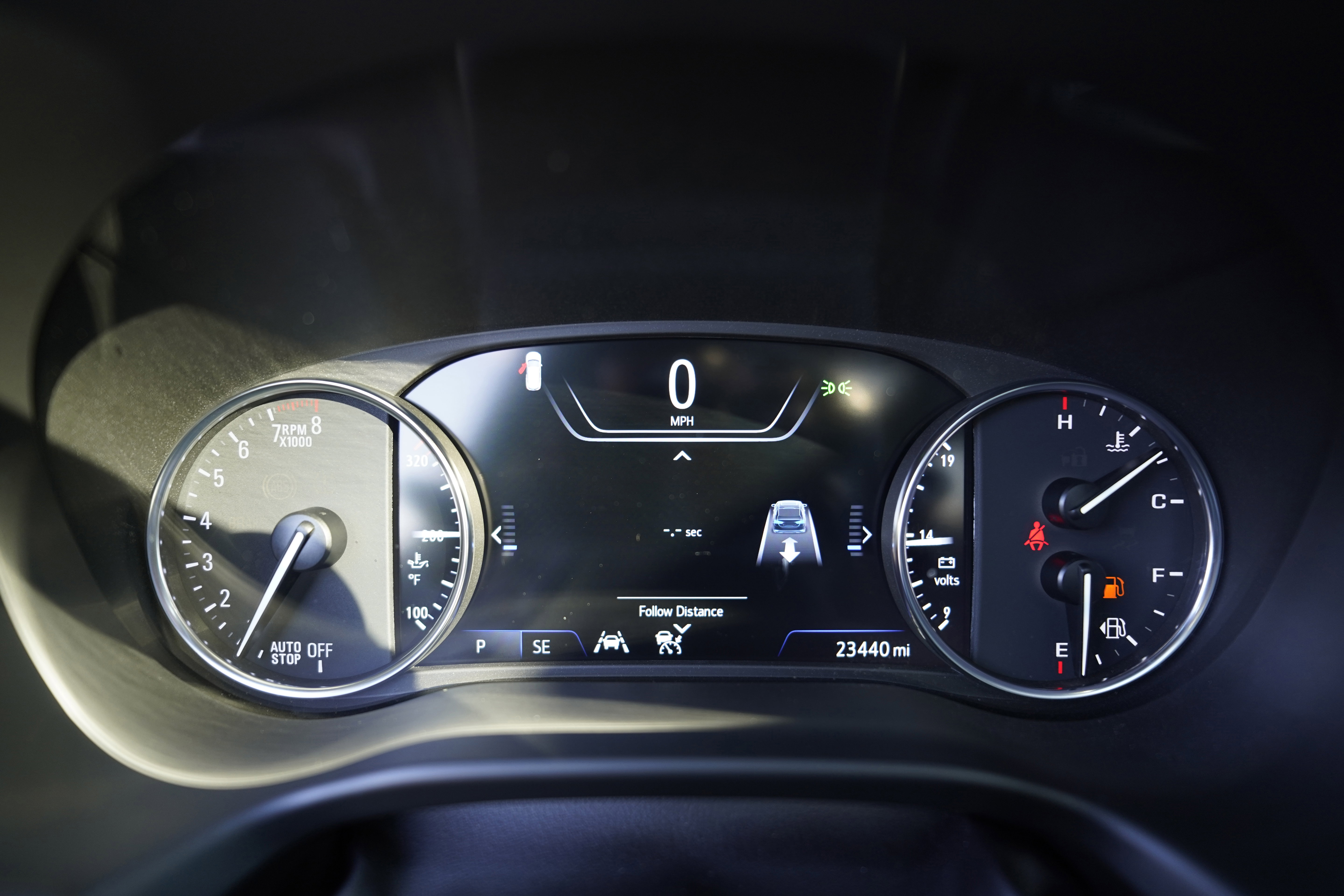 Used 2024 Buick Enclave Avenir w/ Avenir Technology Package image 23