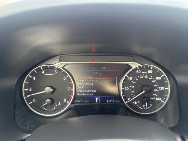 Used 2025 Nissan Altima 2.5 SV image 11