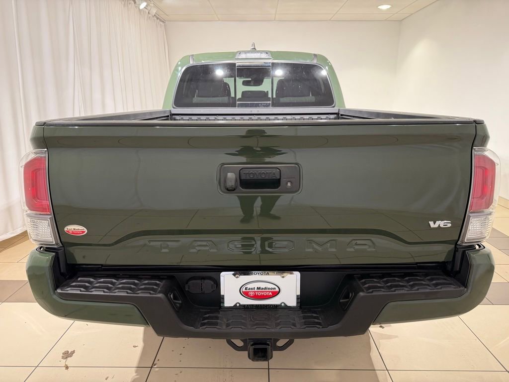 Certified 2022 Toyota Tacoma TRD Sport image 4