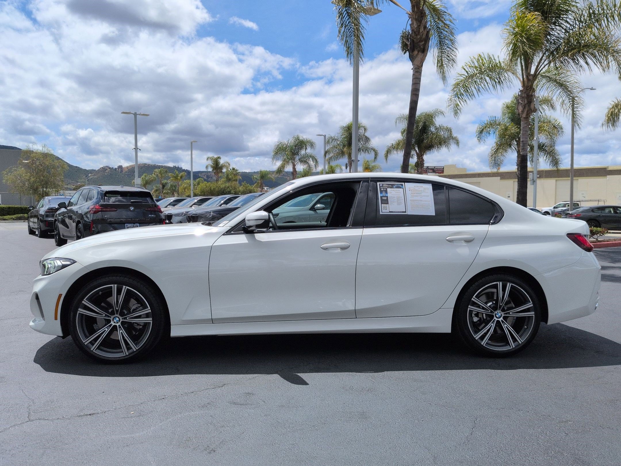 Used 2023 BMW 330i Sedan w/ Convenience Package RWD image 7