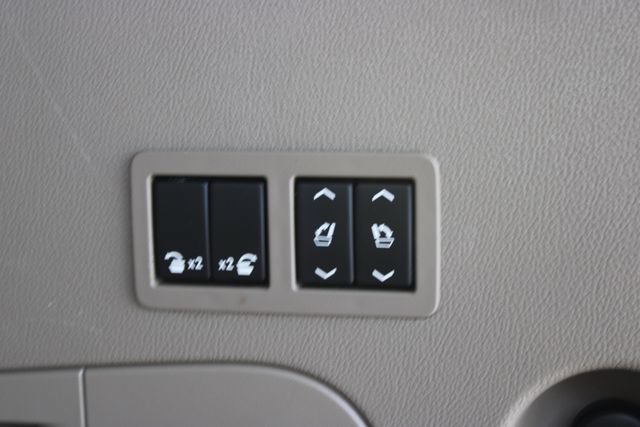 Used 2020 Chevrolet Tahoe Premier AWD/4WD image 9