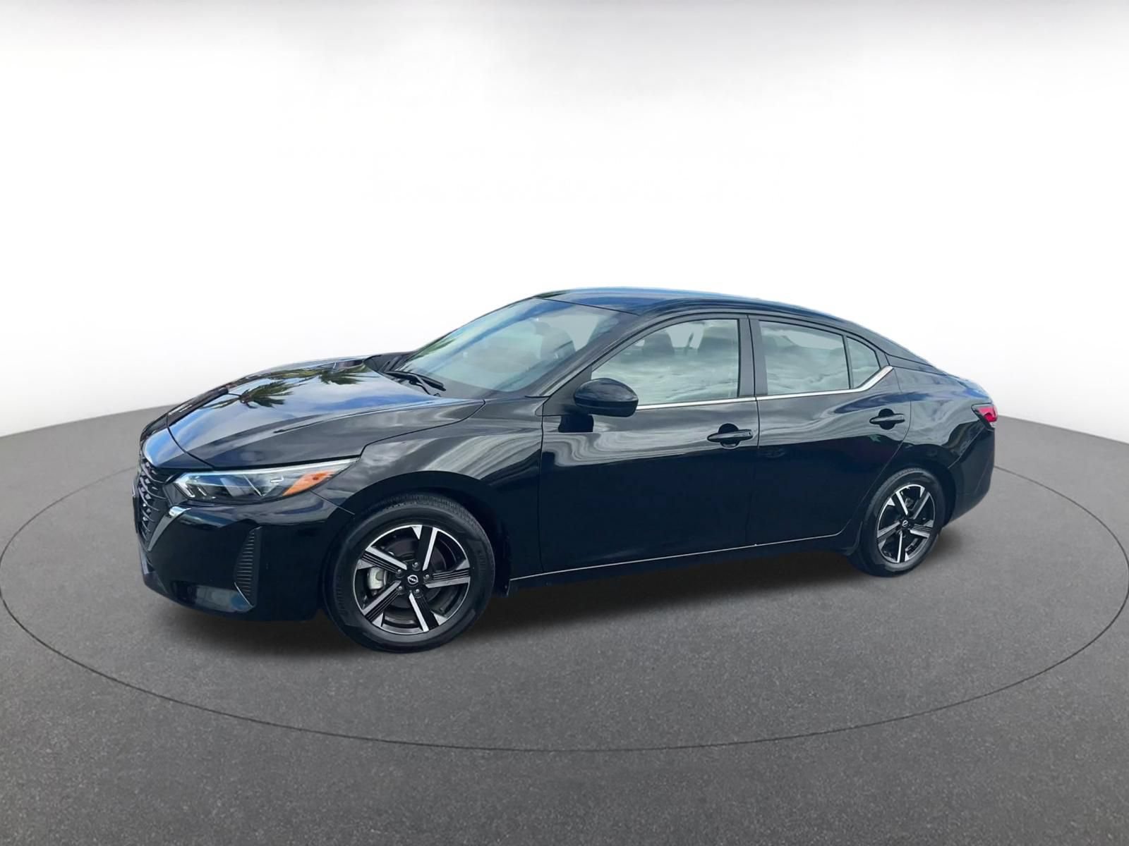 Used 2025 Nissan Sentra SV FWD image 7