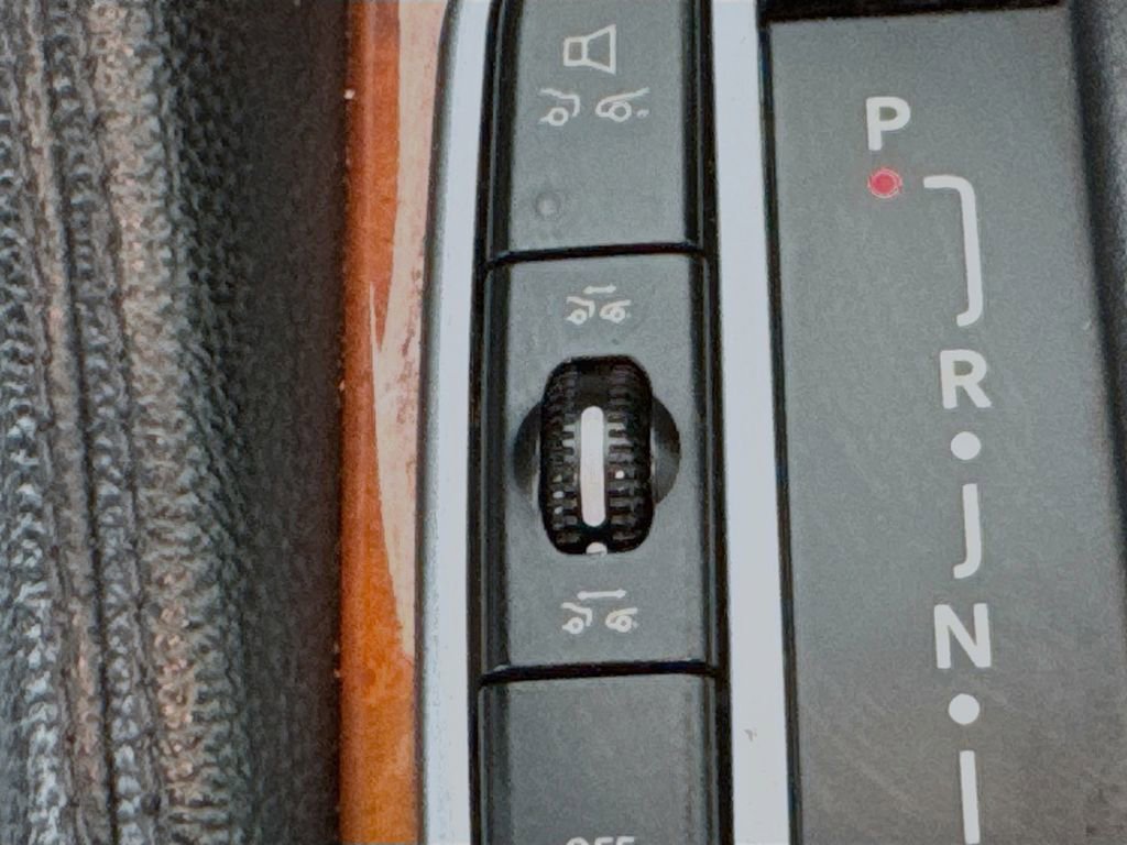 Used 2003 Mercedes-Benz SL 500 image 24