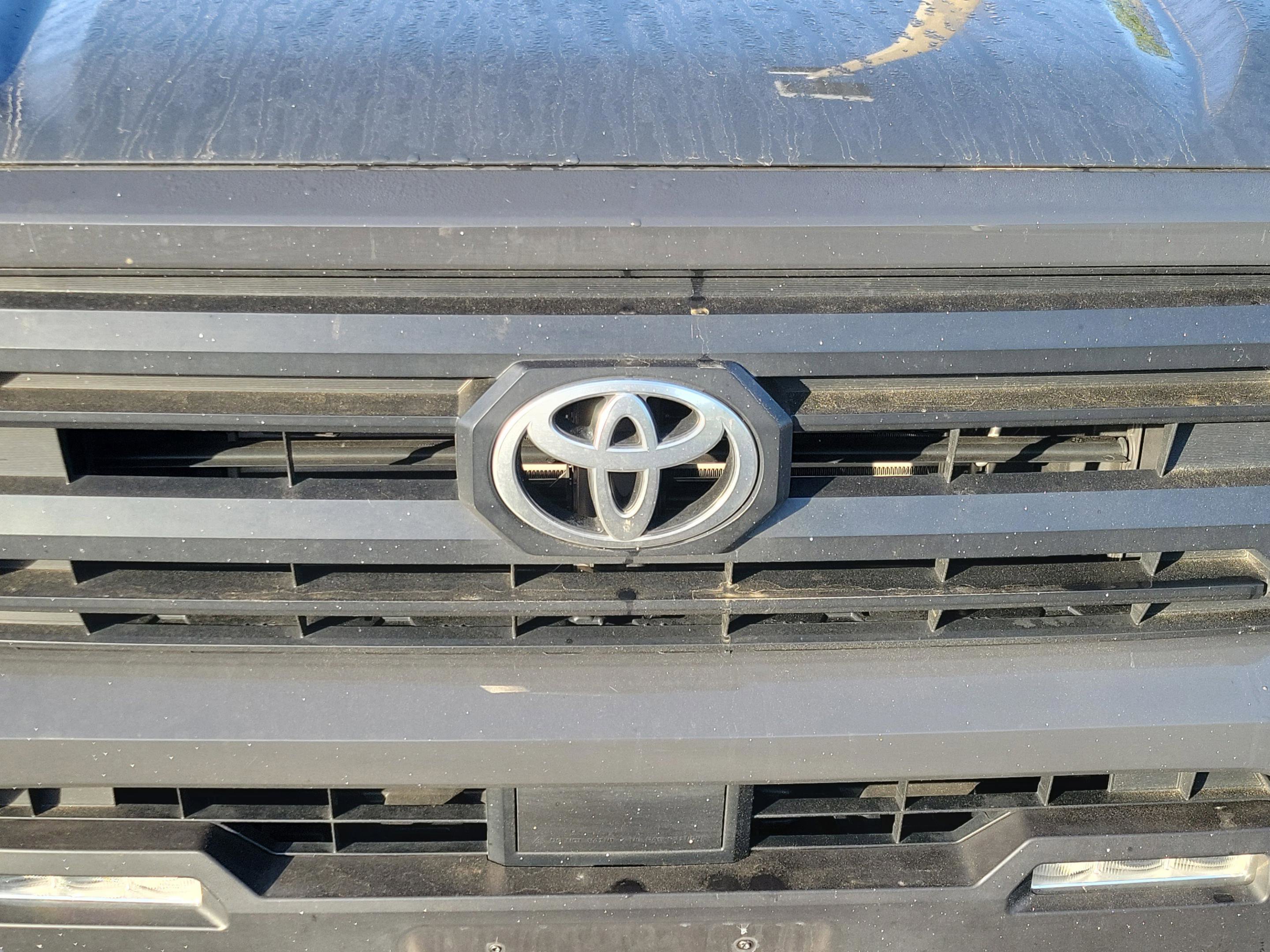 Used 2024 Toyota Tacoma SR5 image 9