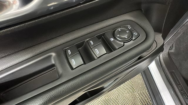 Used 2024 GMC Terrain SLE w/ Driver Convenience Package AWD/4WD image 10