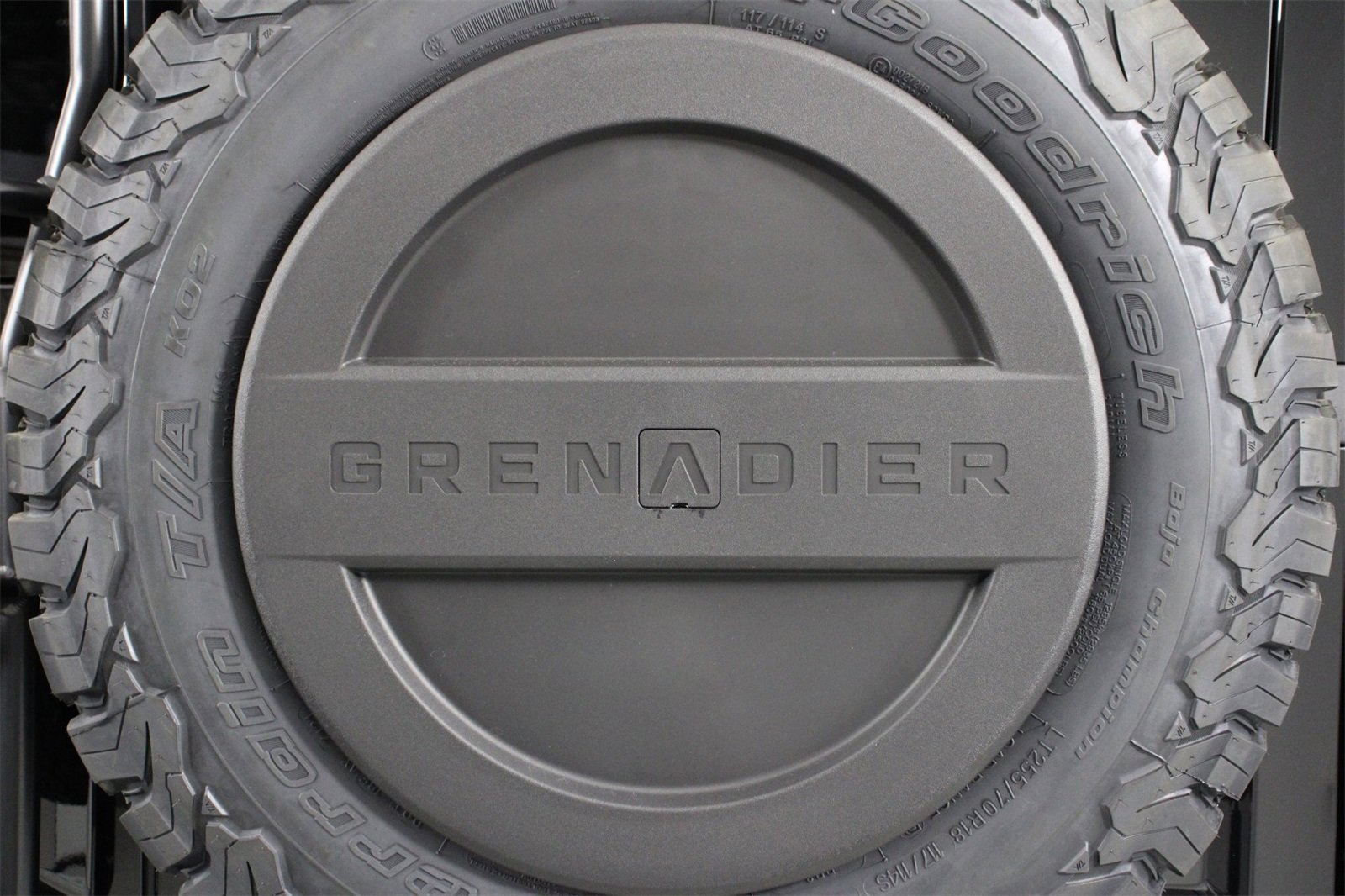 Used 2025 INEOS Grenadier Fieldmaster Edition image 19