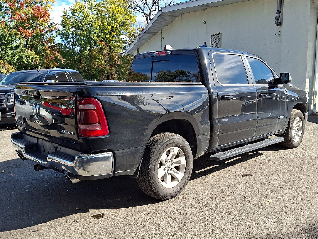 Used 2024 RAM 1500 Laramie AWD/4WD image 9