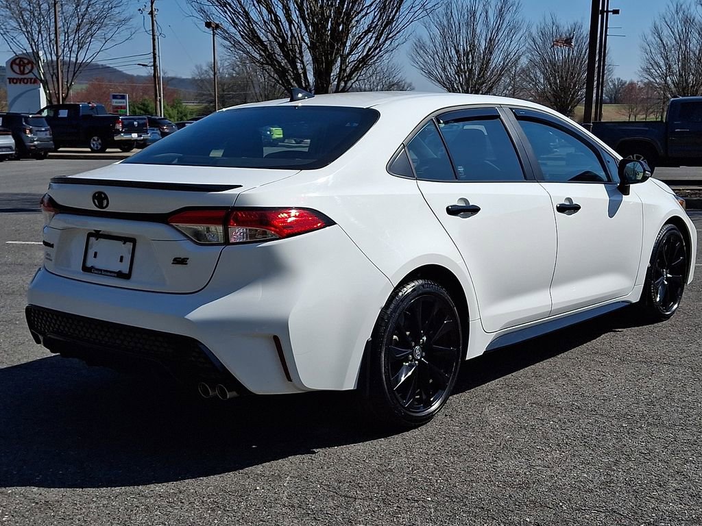 Used 2022 Toyota Corolla SE image 9
