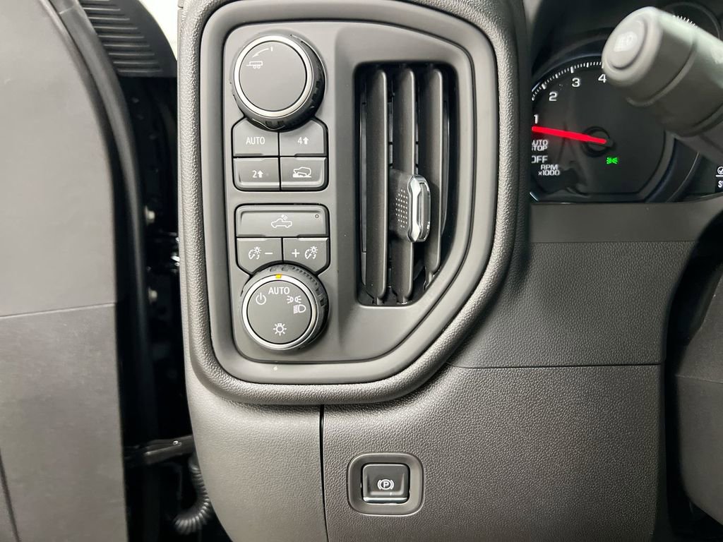 New 2026 Chevrolet Silverado 1500 W/T w/ Trailering Package image 18