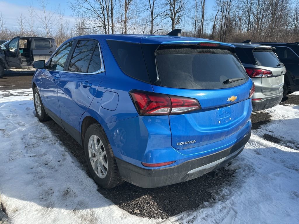 Used 2024 Chevrolet Equinox LT image 3
