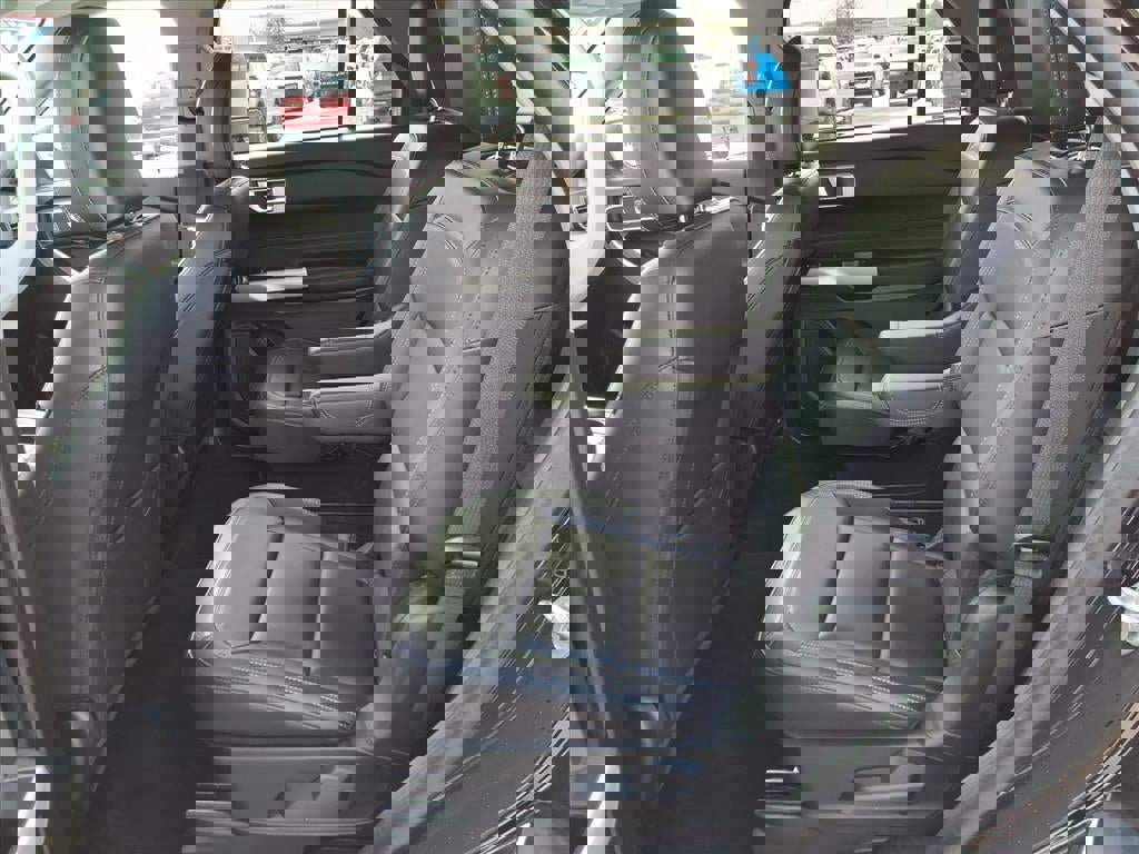 Certified 2023 Ford Explorer XLT w/ Equipment Group 202A image 13